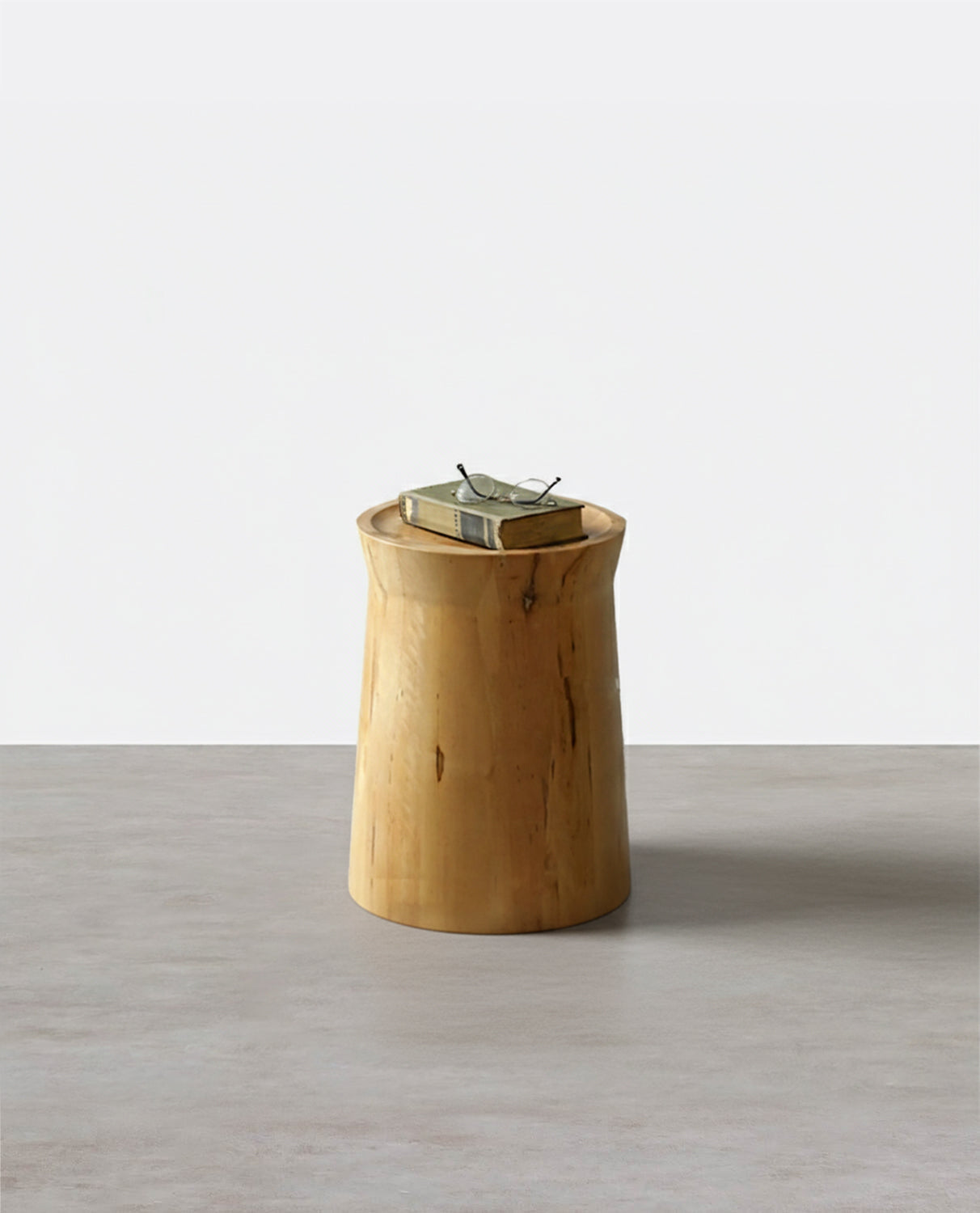 Table d'appoint ronde R16, chêne
